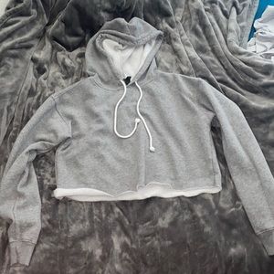grey cropped long sleeve hoodie
